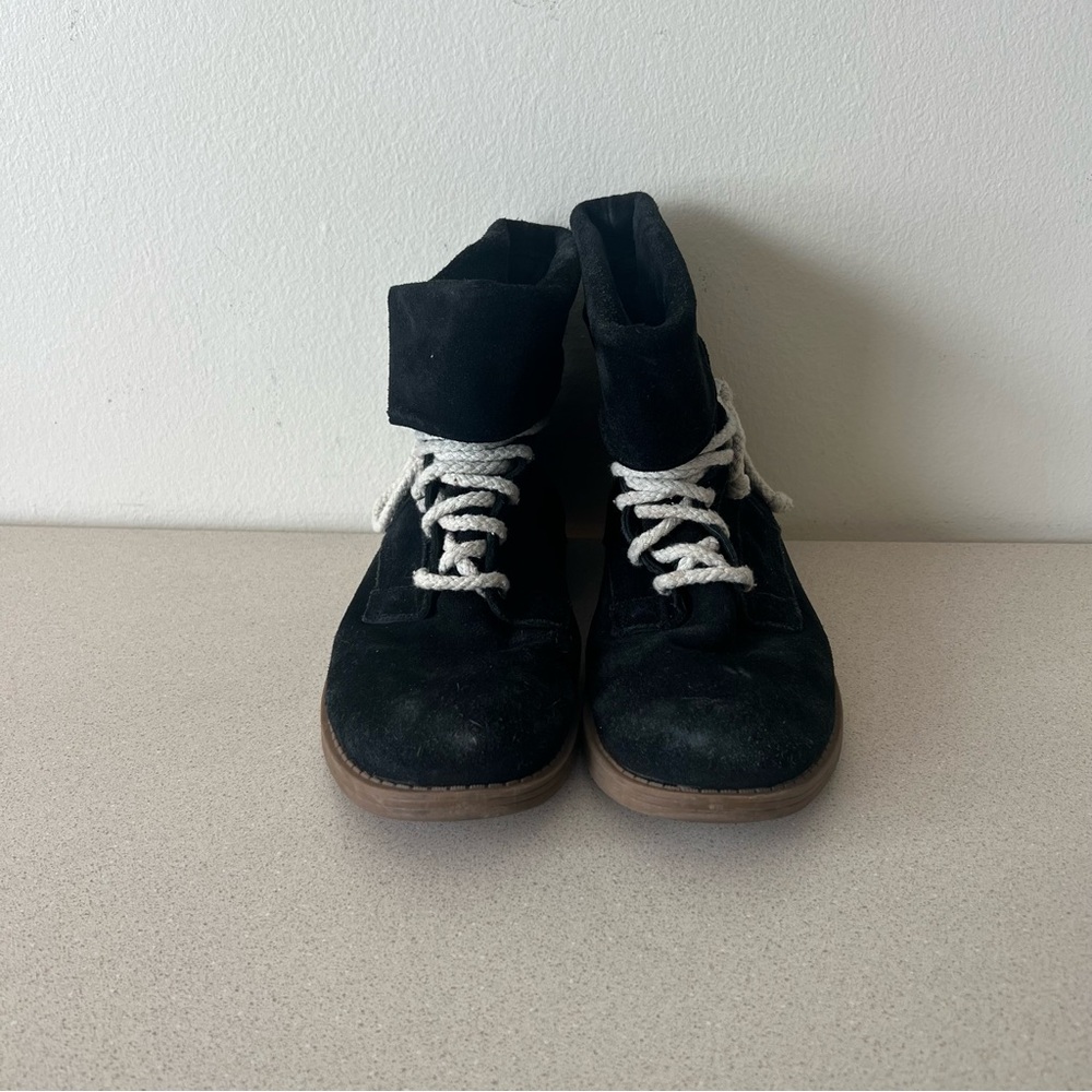 Velvet Low-Top Desert Boots